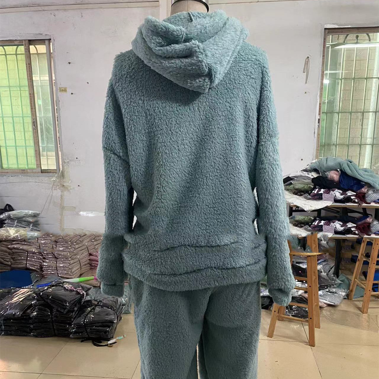 Women's Fleece-Lined Hooded Tracksuit | Cozy Two-Piece Set
