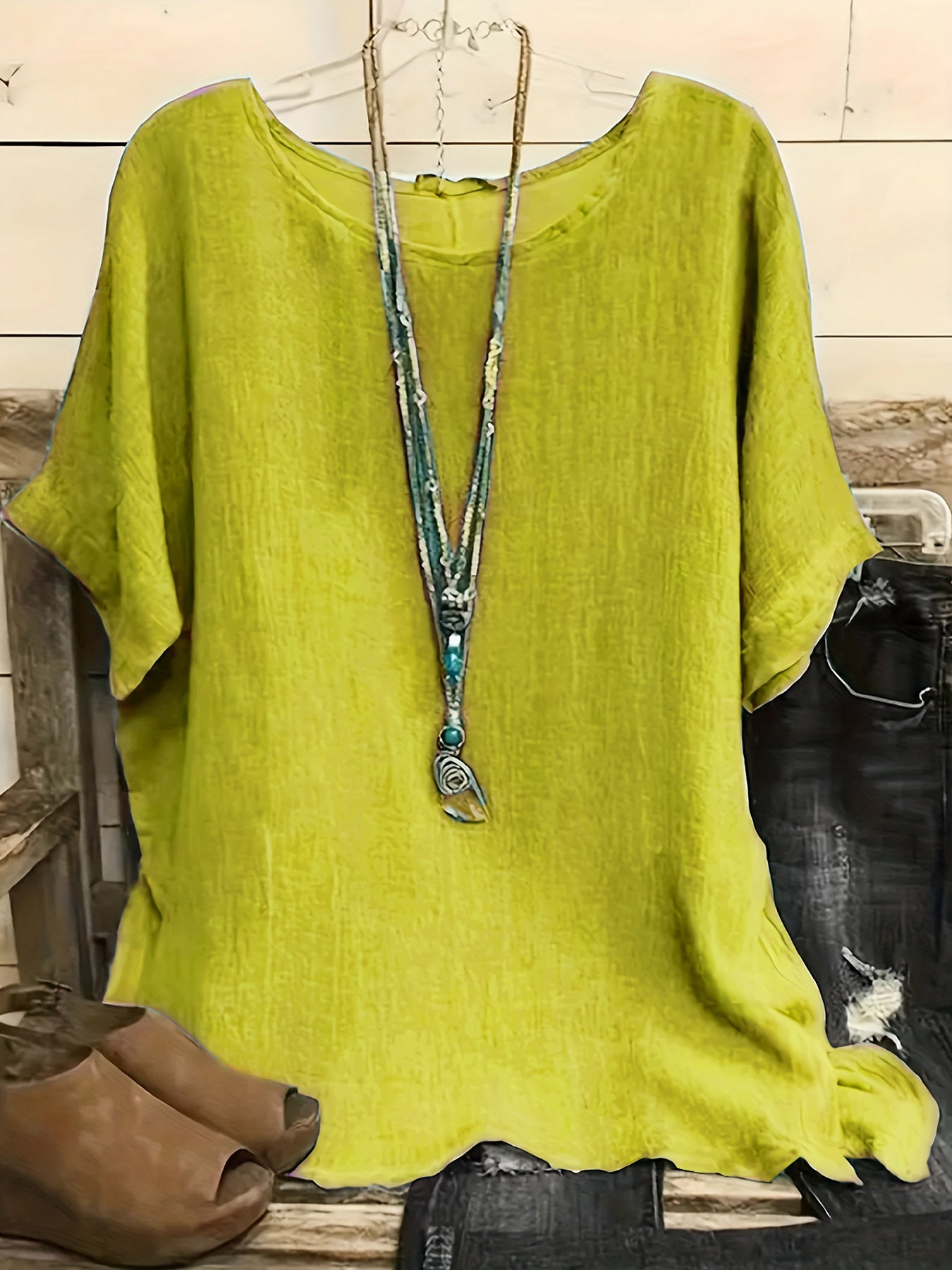 Women's Casual Blouse - 3/4 Sleeve